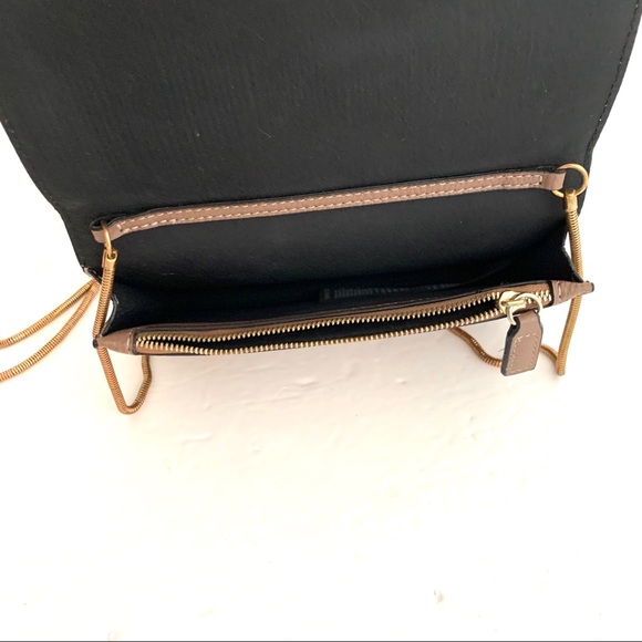 TopShop minimalist Crossbody Bag Tan GUC 🎈🎈 - Picture 8 of 11